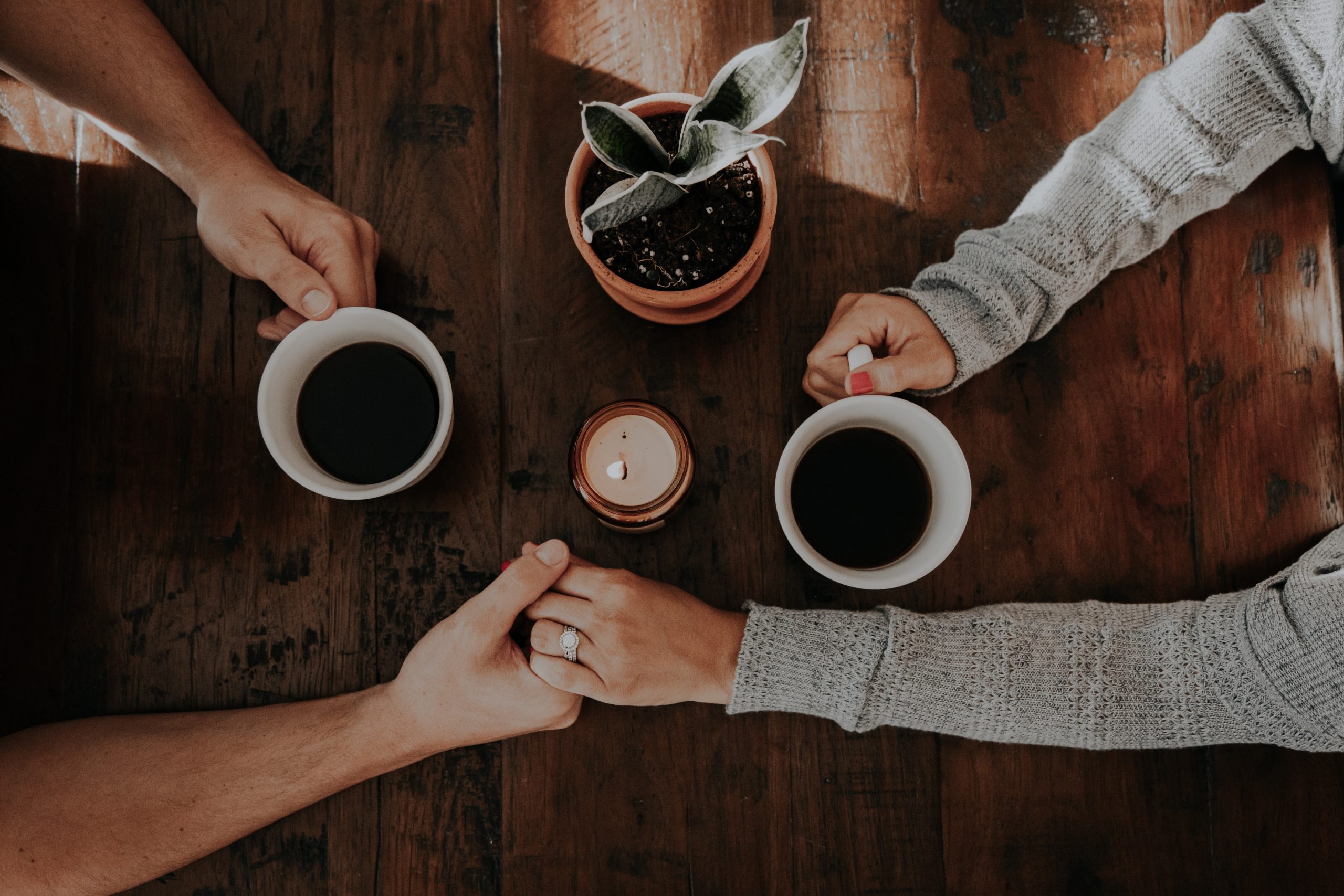 taylor-hernandez-NK-N6coeI5Y-unsplash Poradenstvo a sprevádzanie v manželských krízach