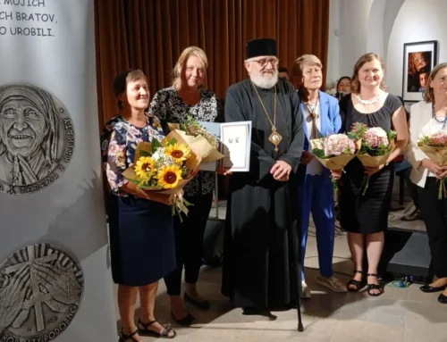 Cena svätej matky Terezy z Kalkaty pre Máriu Demeterovú z projektu Zachráňme životy
